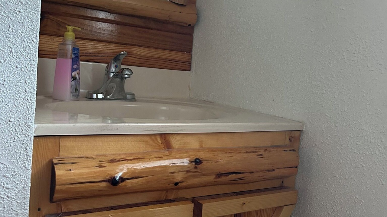 Photo of Bathroom in Steelville
