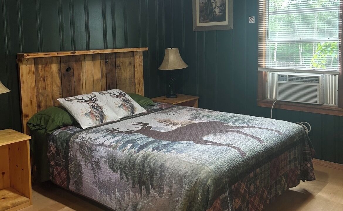 Photo of Bedroom in Steelville