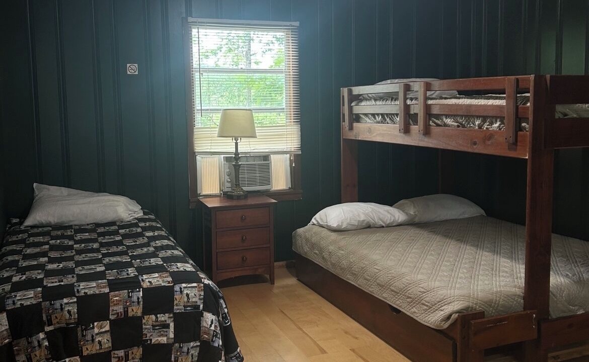 Photo of Bedroom in Steelville