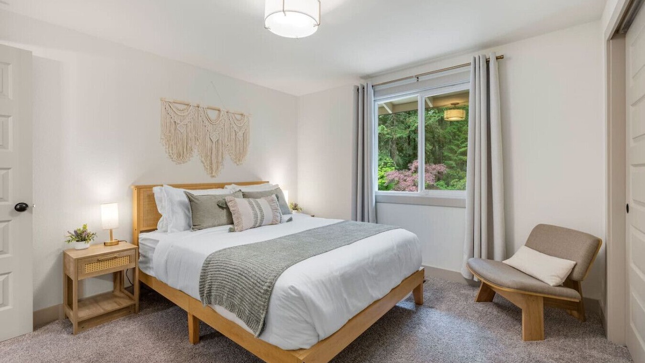 Photo of Bedroom in Gig Harbor