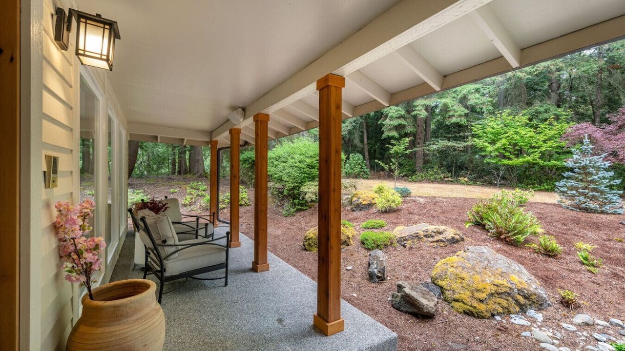 Photo of Patio Balcony in Gig Harbor