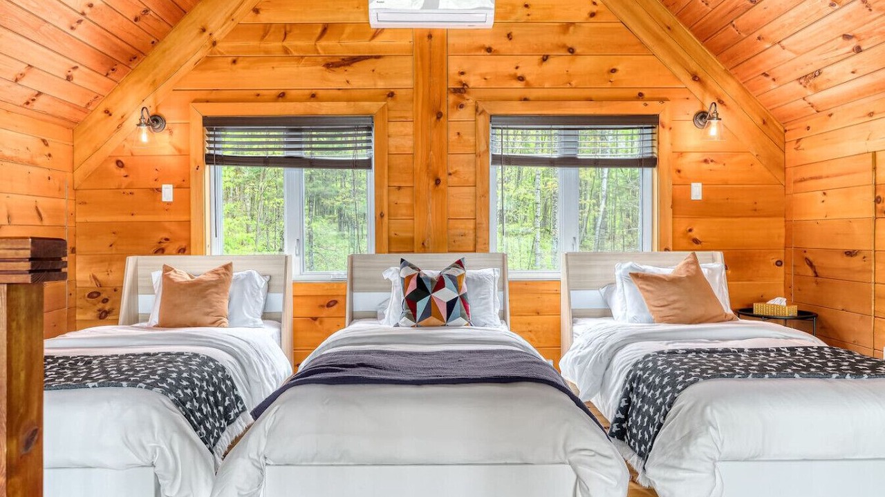 Photo of Bedroom in Mandeville