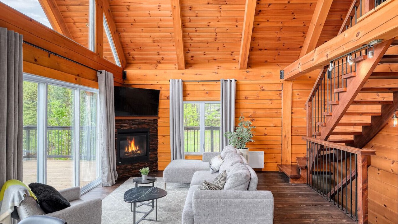 Photo of Livingroom in Mandeville