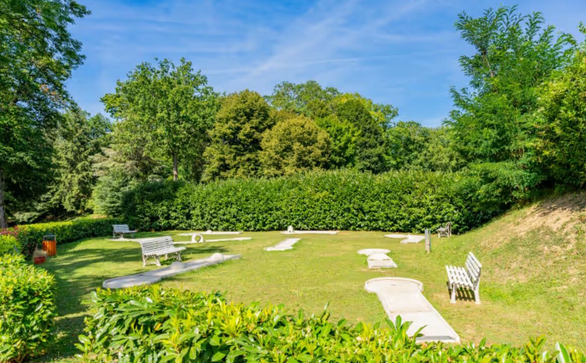 Photo of Outdoor in Saint-Cheron