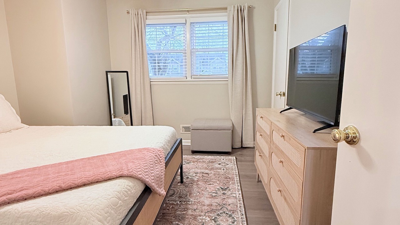 Photo of Bedroom in Bowling Green