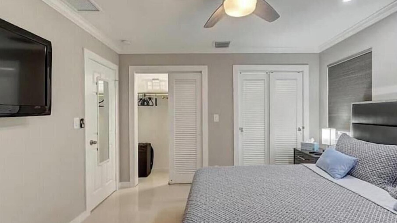 Photo of Bedroom in Santa Barbara Estates