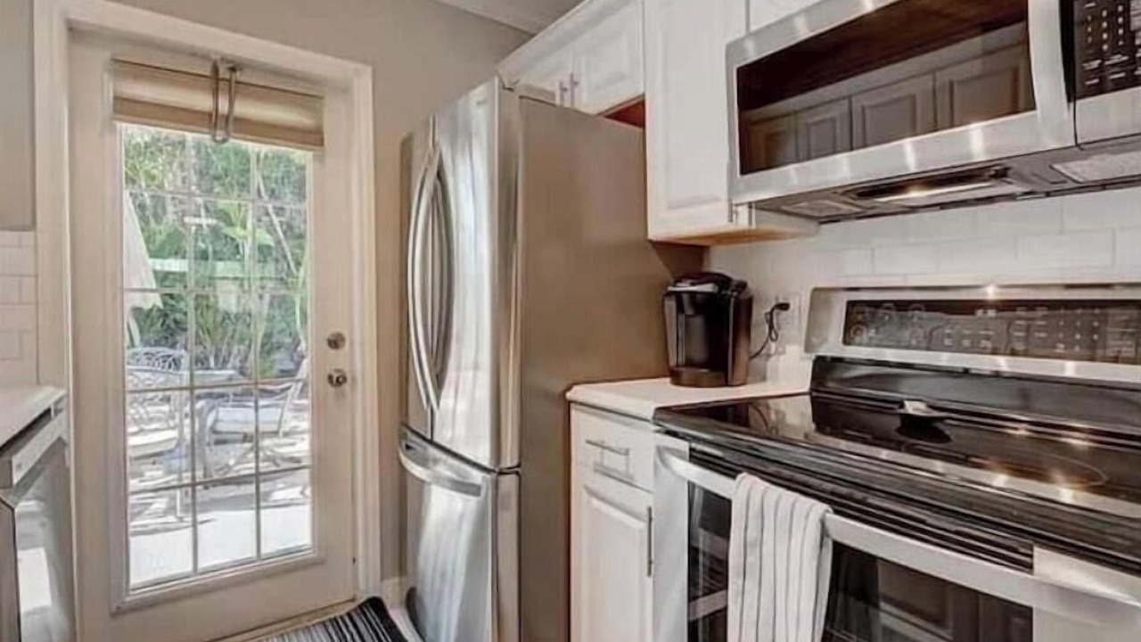 Photo of Kitchen in Santa Barbara Estates