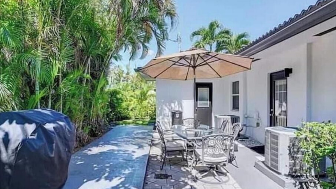 Photo of Outdoor in Santa Barbara Estates