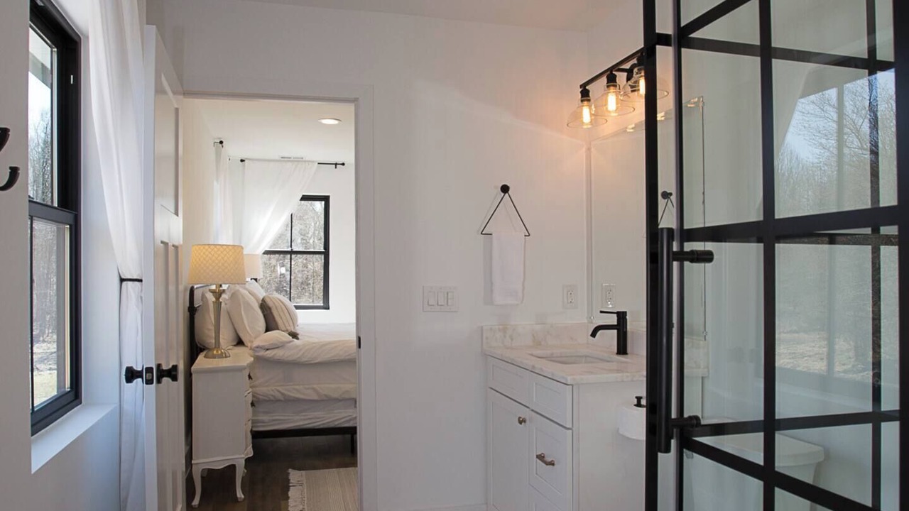 Photo of Bathroom in Leesburg