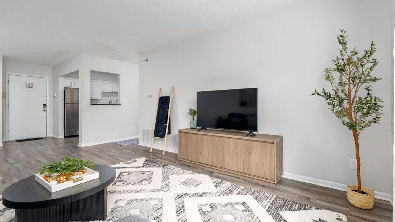 Photo of Livingroom in Northwest Columbus