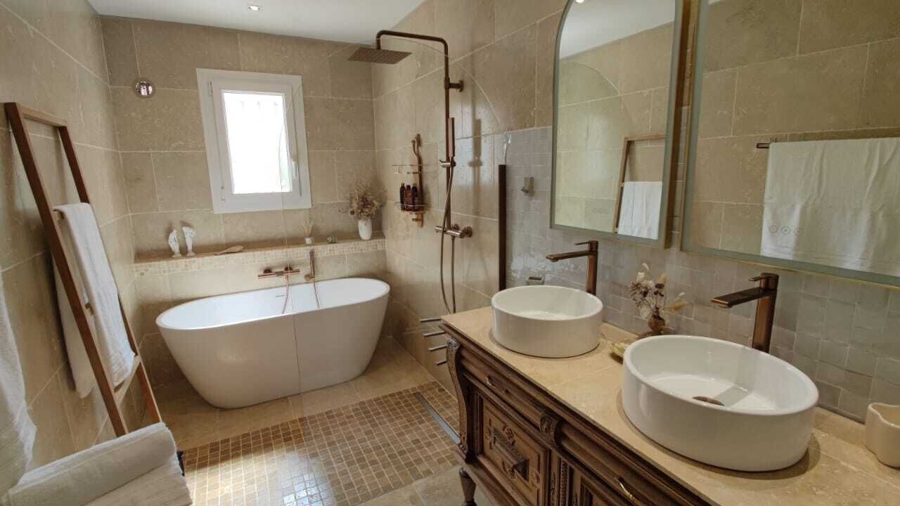 Photo of Bathroom in Argelliers