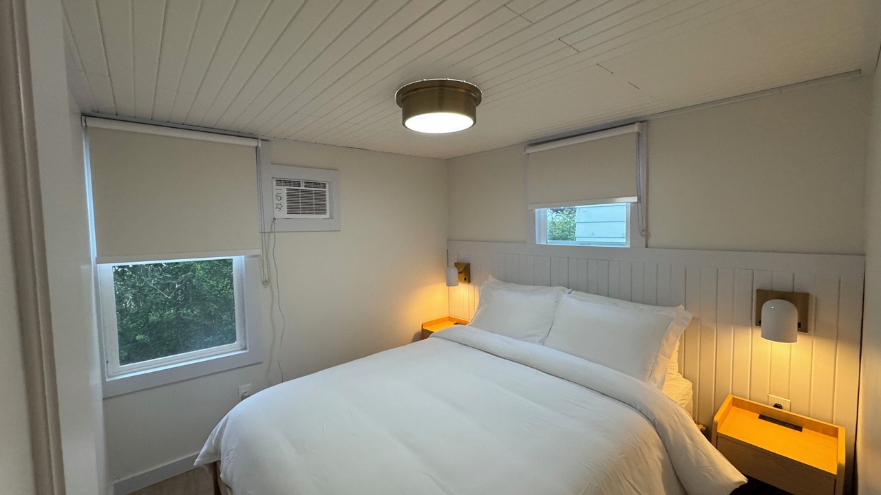 Photo of Bedroom in Geneva-on-the-Lake