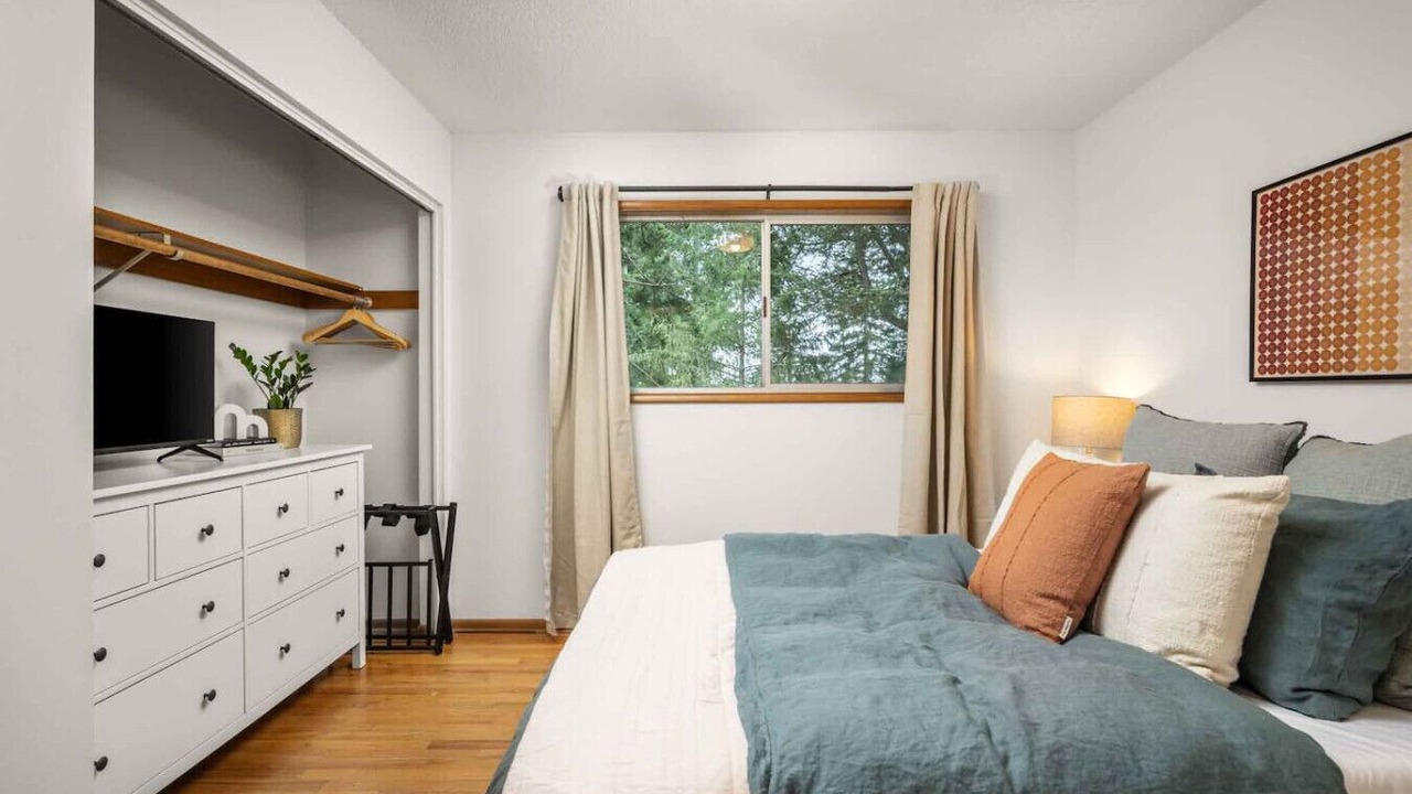 Photo of Bedroom in West Haven-Sylvan