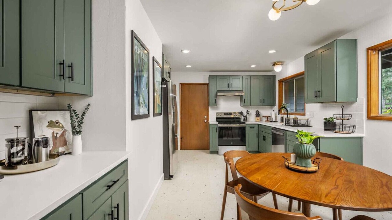 Photo of Kitchen in West Haven-Sylvan