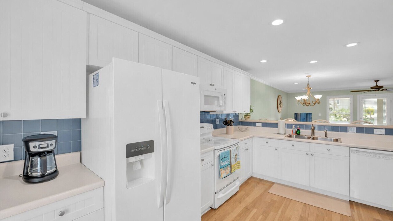 Photo of Kitchen in Kure Beach