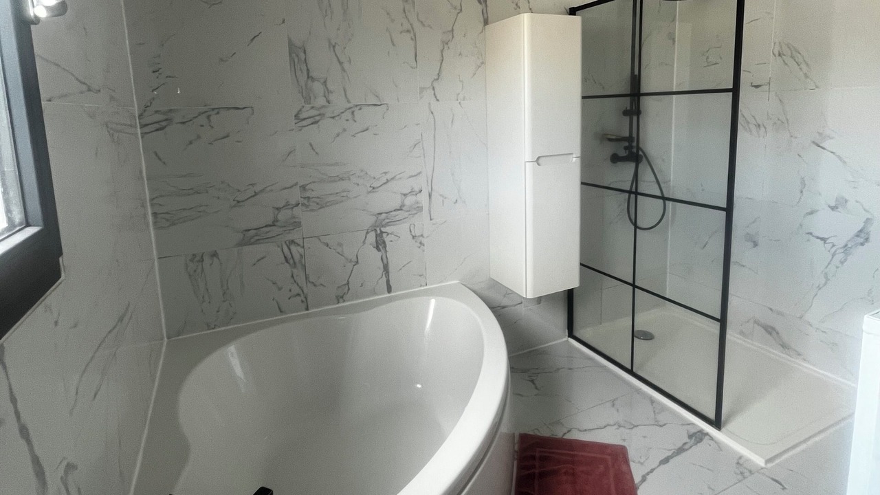 Photo of Bathroom in Malves-en-Minervois