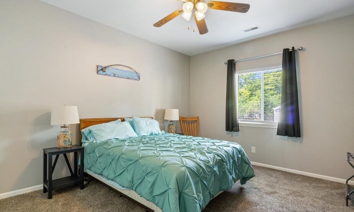 Photo of Bedroom in Camdenton