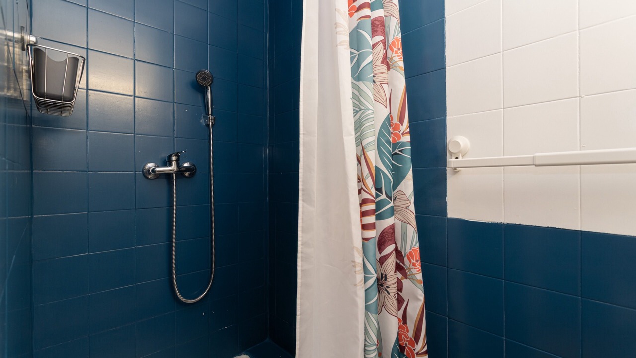 Photo of Bathroom in Roquefort-des-Corbieres