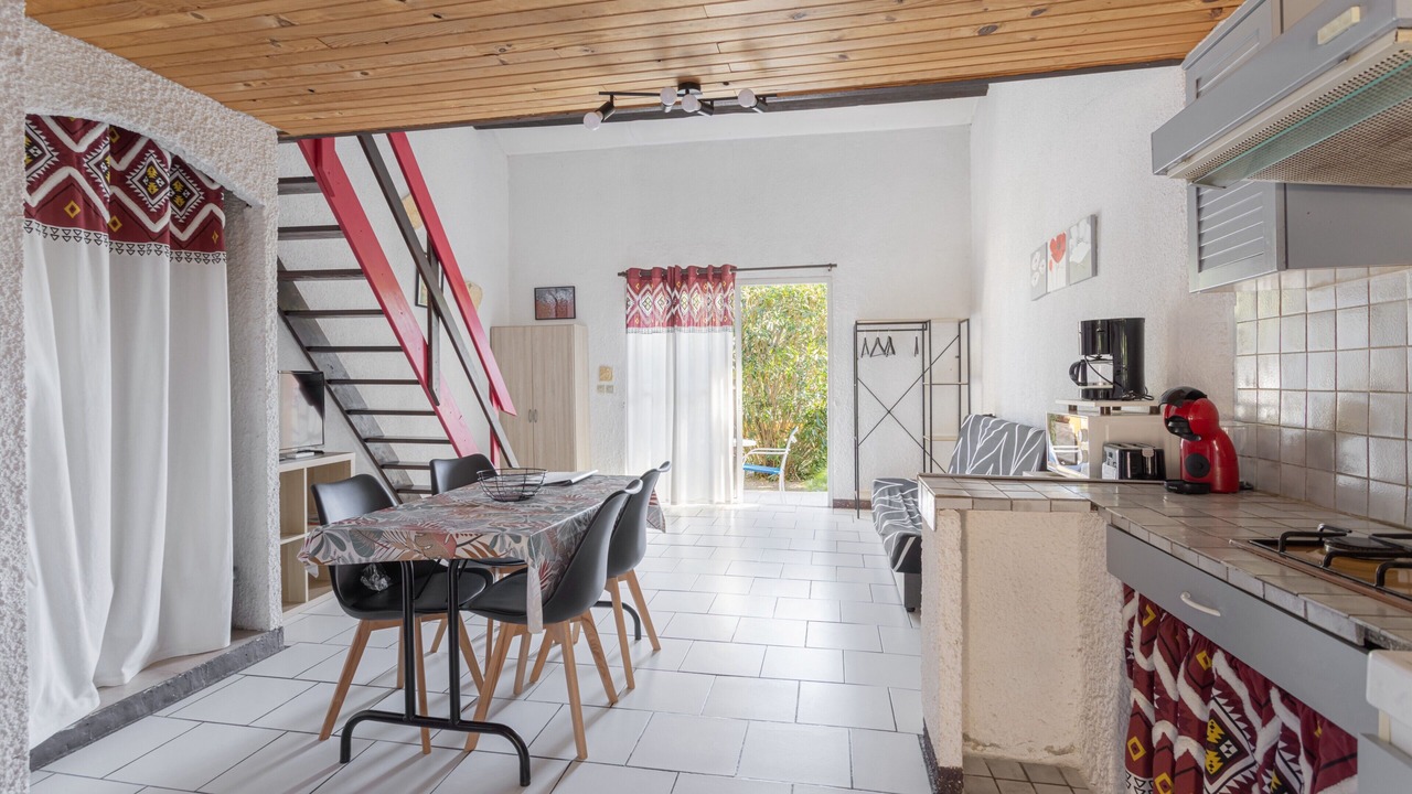 Photo of Kitchen in Roquefort-des-Corbieres
