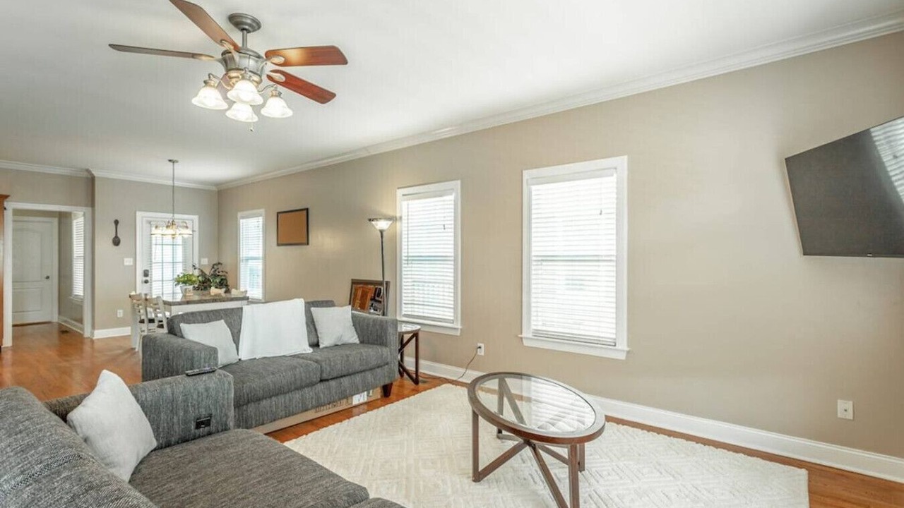 Photo of Livingroom in Kansas City
