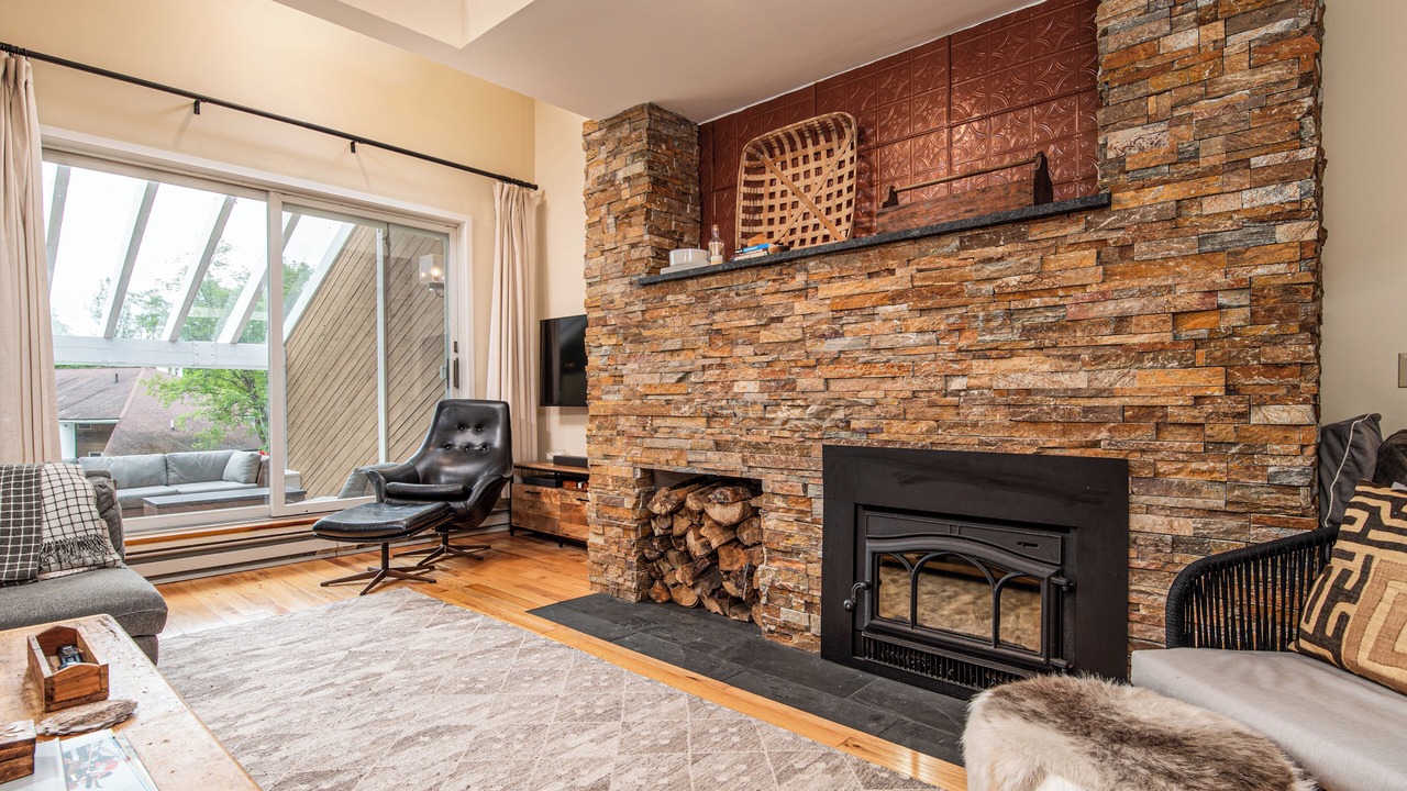 Photo of Livingroom in Warren