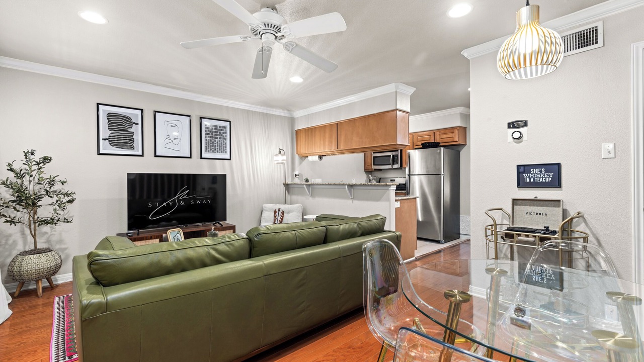 Photo of Livingroom in Travis Heights