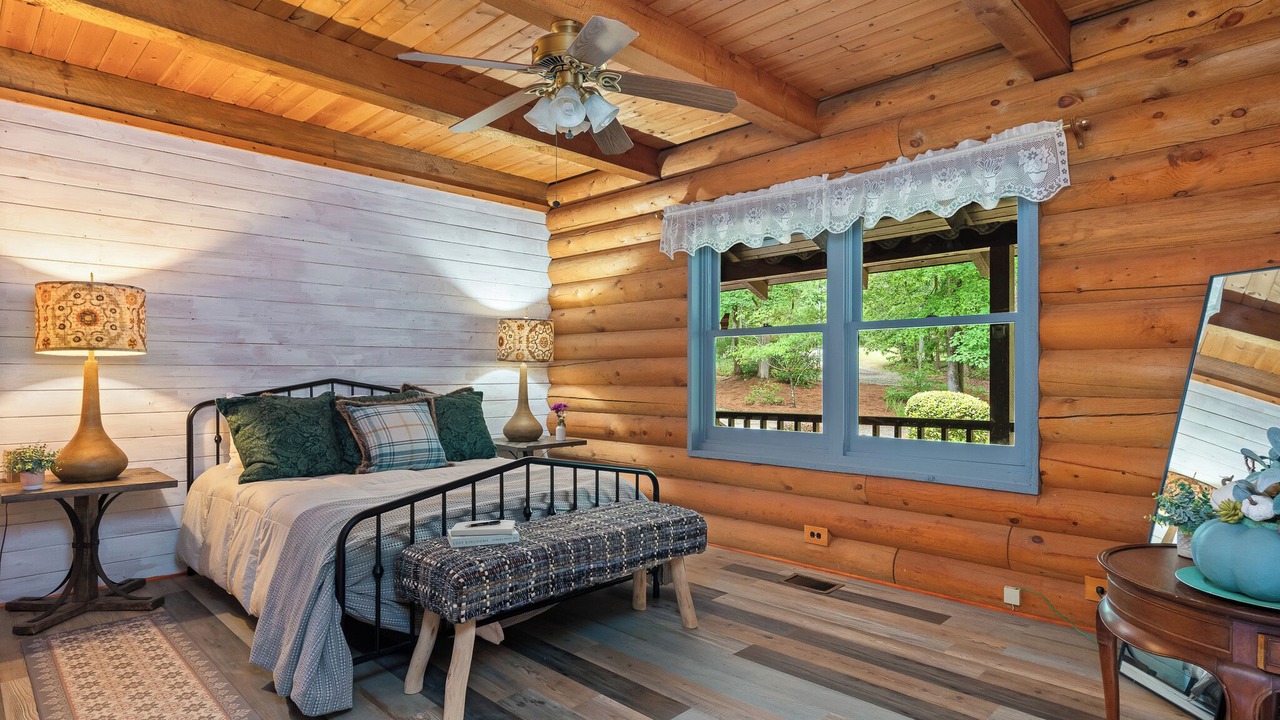Photo of Bedroom in McDonough