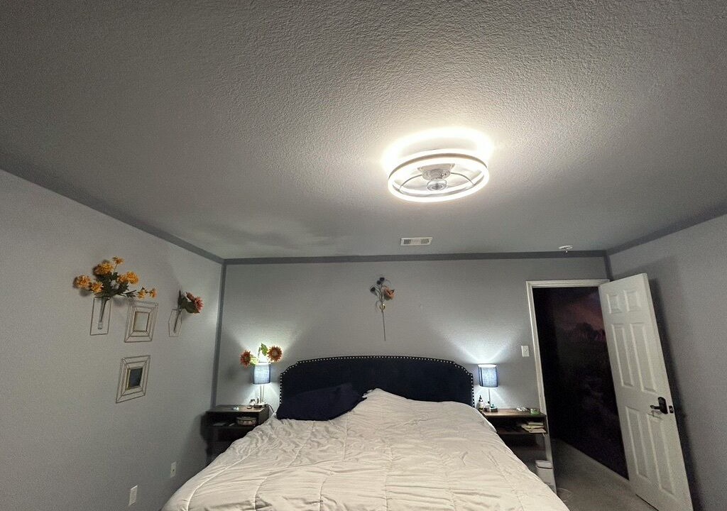 Photo of Bedroom in Manchaca