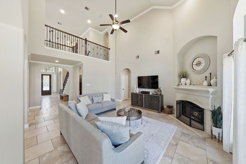 Photo of Livingroom in Sterling Ridge