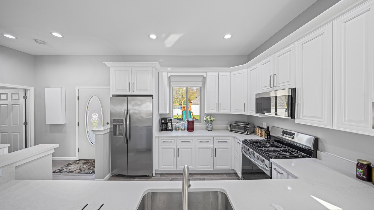 Photo of Kitchen in White Lake