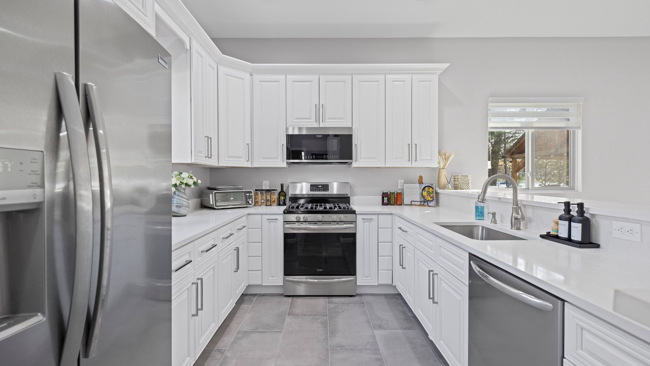 Photo of Kitchen in White Lake