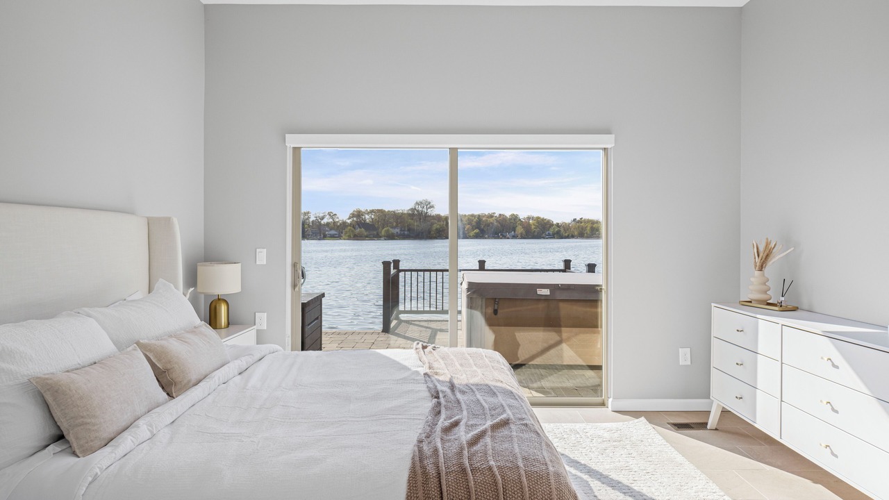 Photo of Bedroom in White Lake