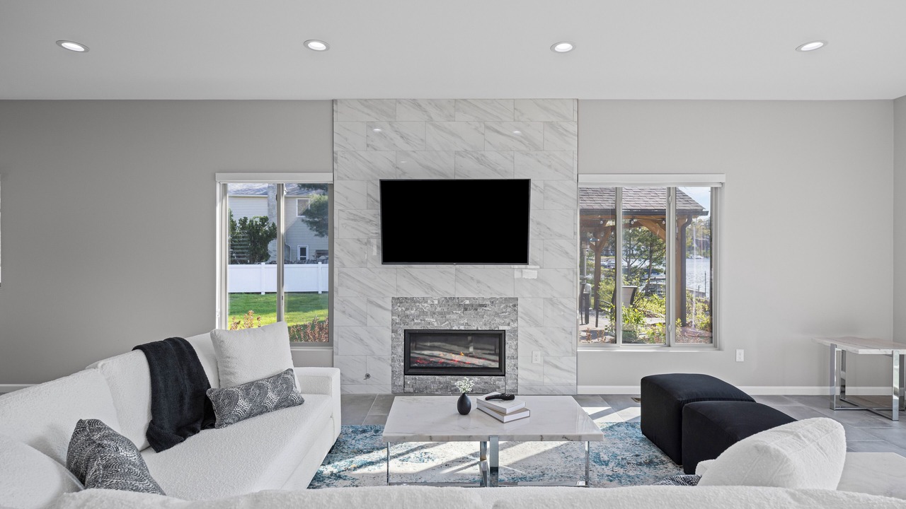 Photo of Livingroom in White Lake