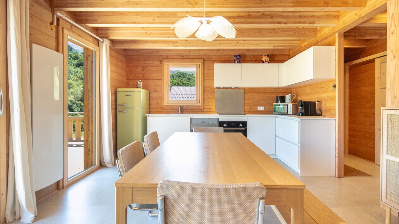 Photo of Kitchen in Saint-Jean-d'Arves
