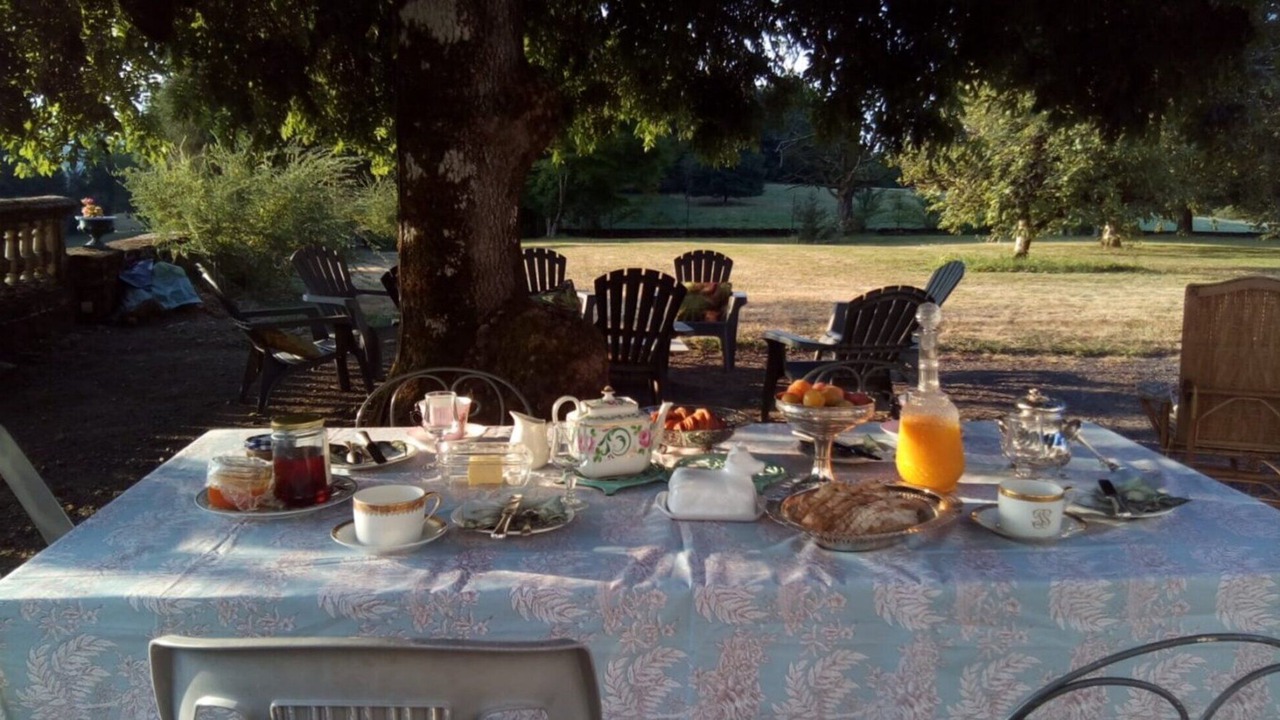 Photo of Outdoor in Naves