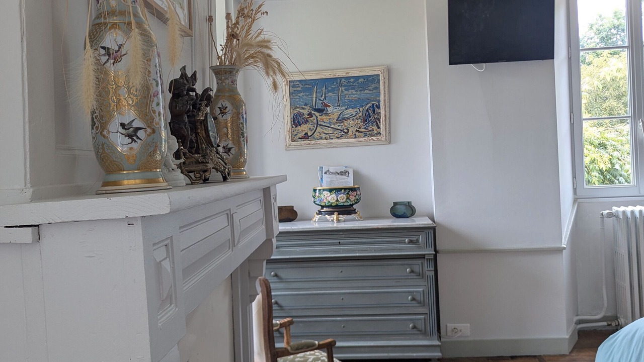 Photo of Others in Naves