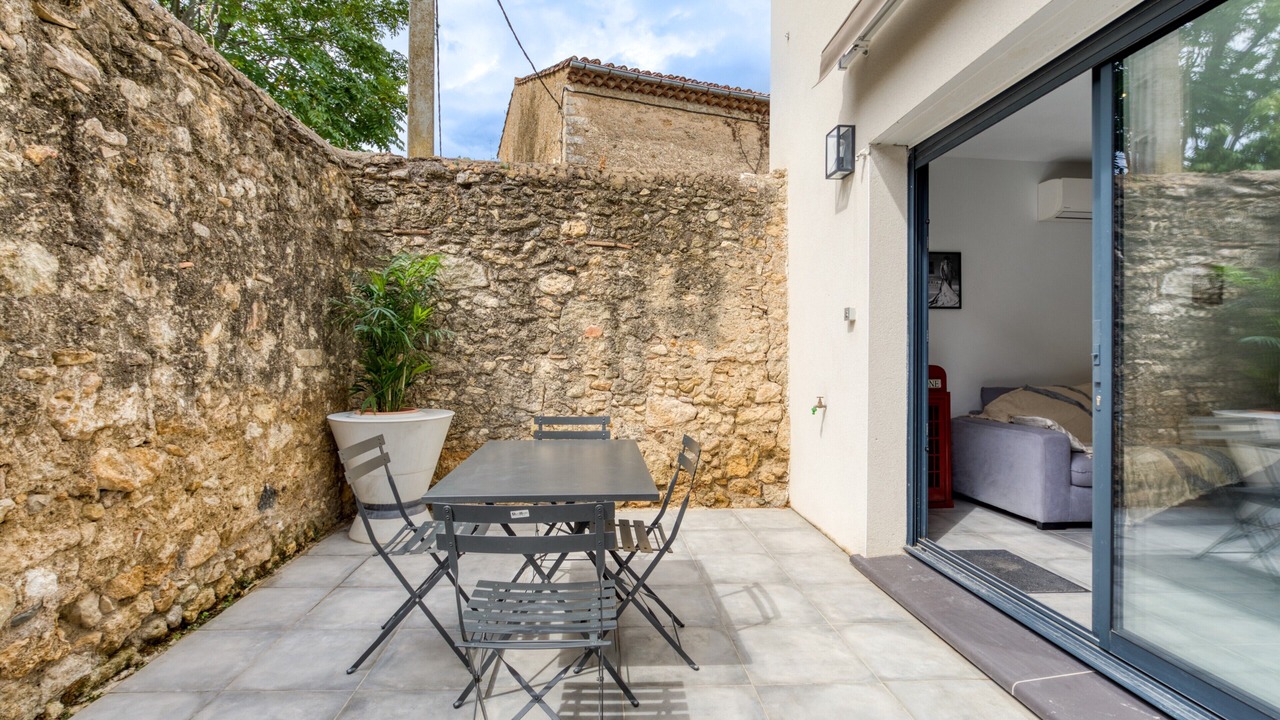 Photo of Outdoor in Saint-Genies-de-Fontedit