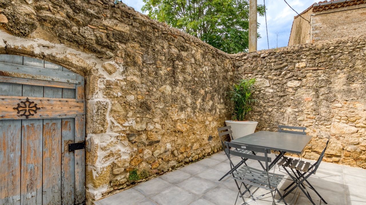 Photo of Outdoor in Saint-Genies-de-Fontedit