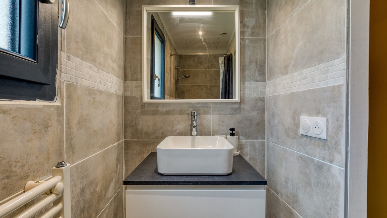 Photo of Bathroom in Saint-Genies-de-Fontedit