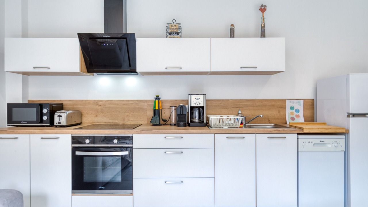 Photo of Kitchen in Saint-Genies-de-Fontedit