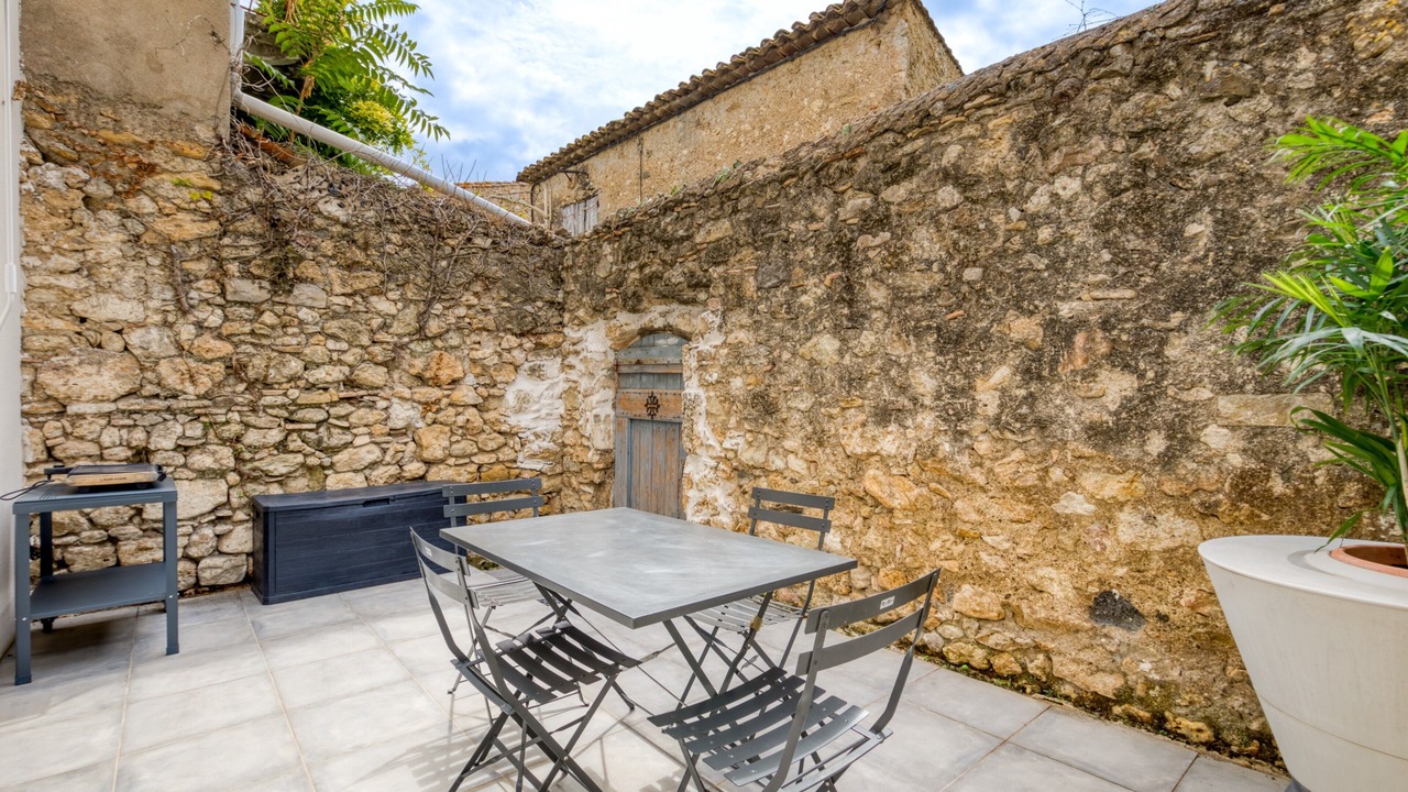 Photo of Outdoor in Saint-Genies-de-Fontedit