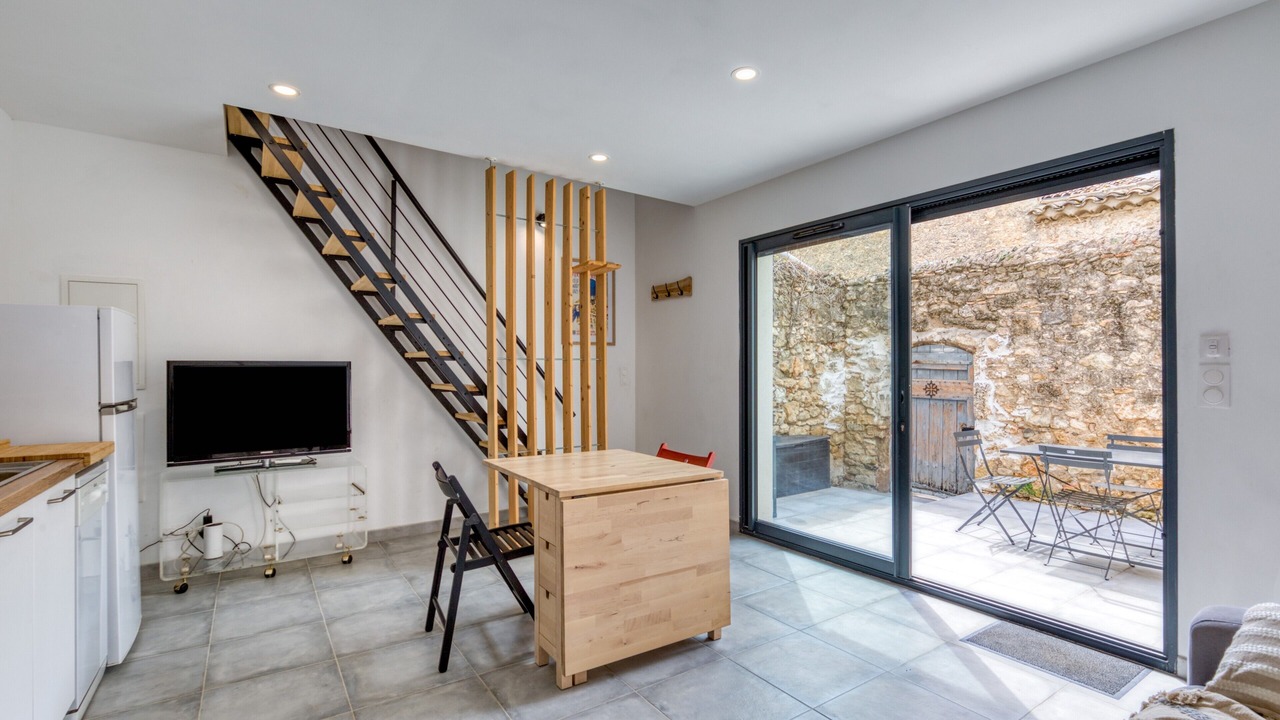 Photo of Livingroom in Saint-Genies-de-Fontedit