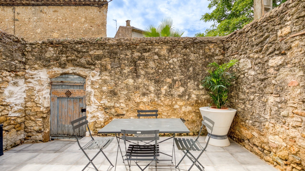 Photo of Outdoor in Saint-Genies-de-Fontedit