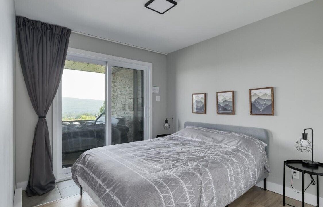 Photo of Bedroom in Sainte-Emelie