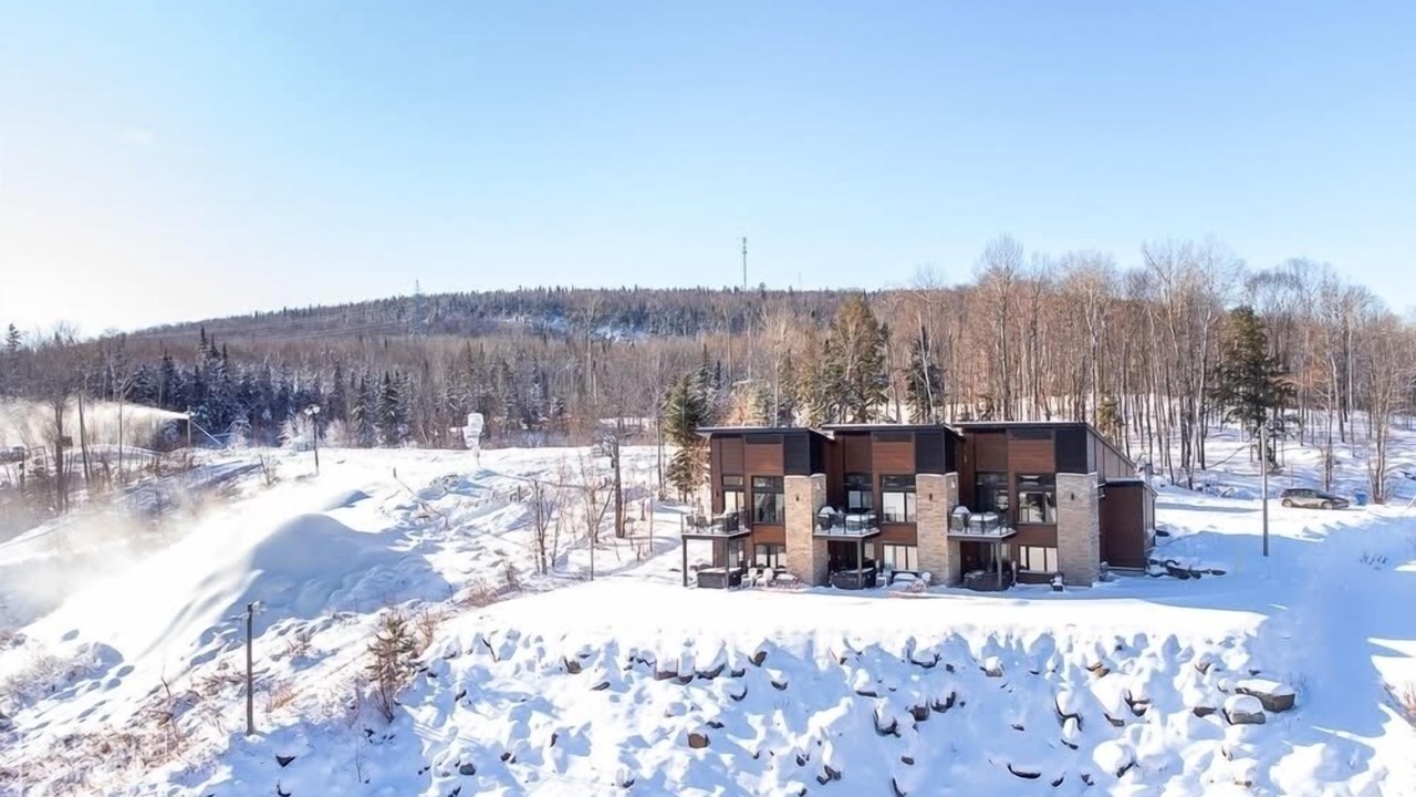 Photo of Outdoor in Sainte-Emelie