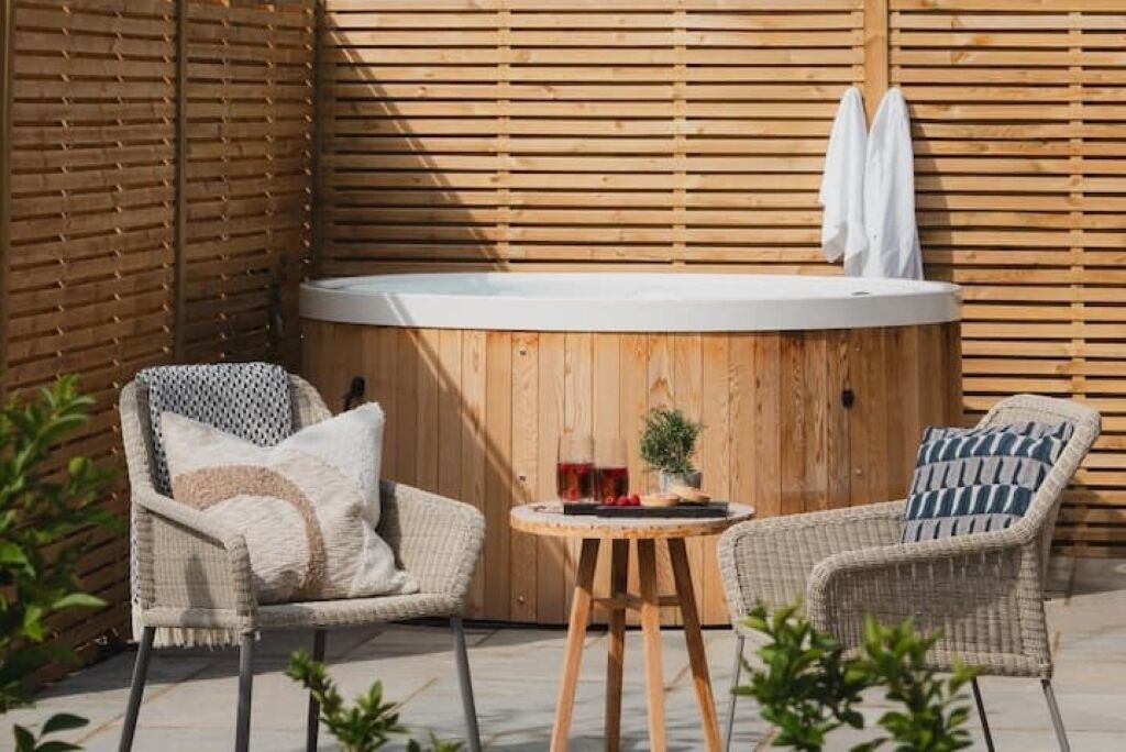 Photo of Patio Balcony in Beckhampton