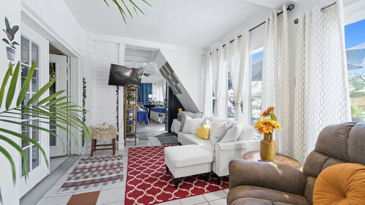 Photo of Livingroom in Heritage