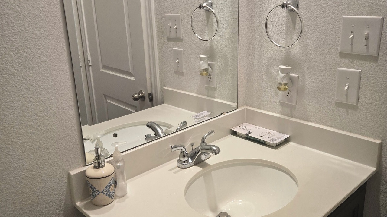 Photo of Bathroom in Crowley