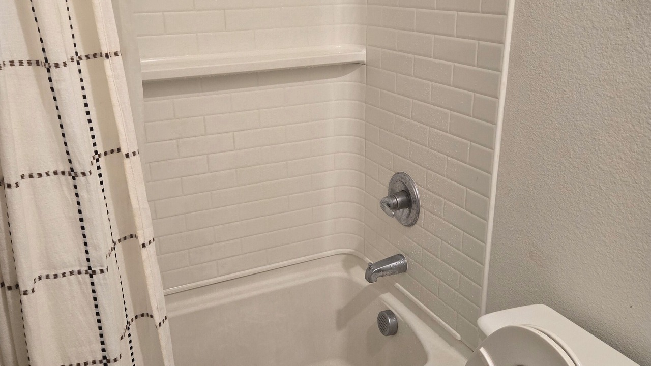 Photo of Bathroom in Crowley