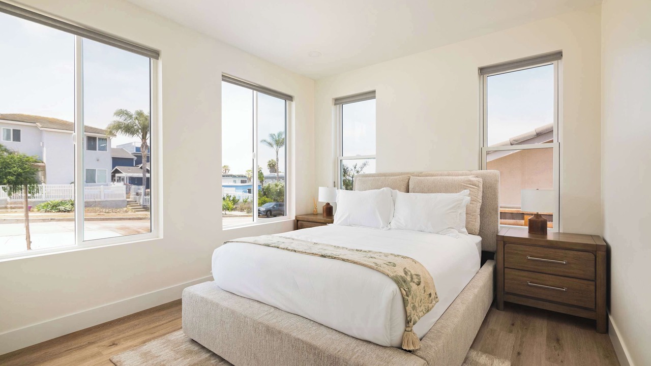 Photo of Bedroom in Ocean Beach